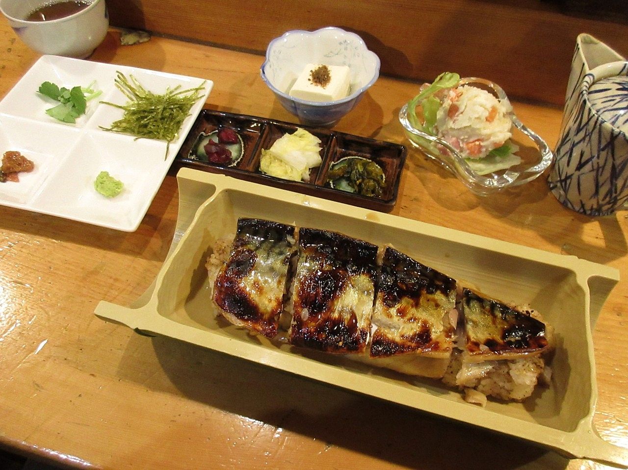 「焼さば飯定食」コレ、どうにかテイクアウト出来ませんかね??